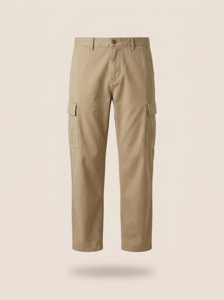 Relaxed Cargo Pants in Khaki